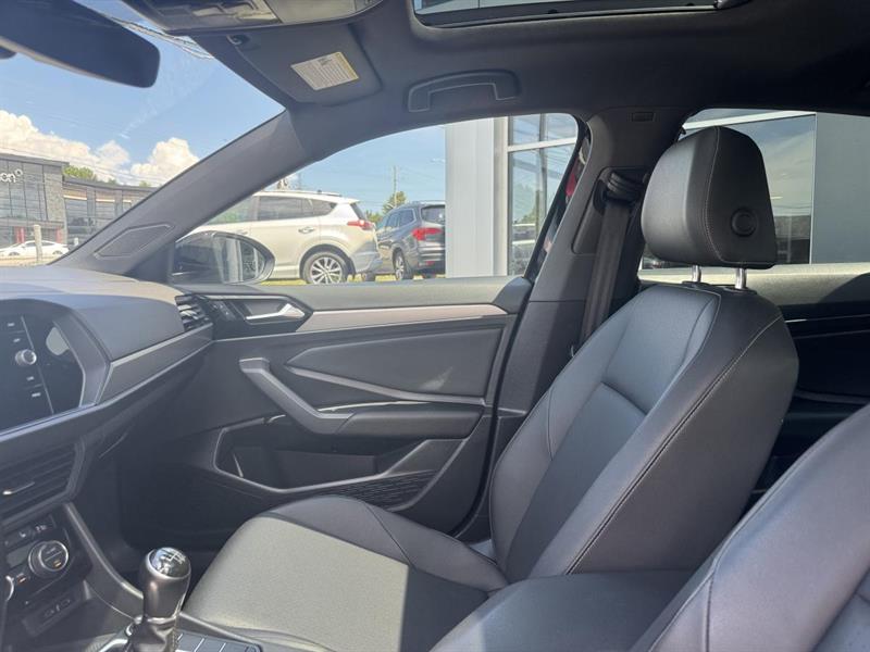 volkswagen Jetta 2021 - 14