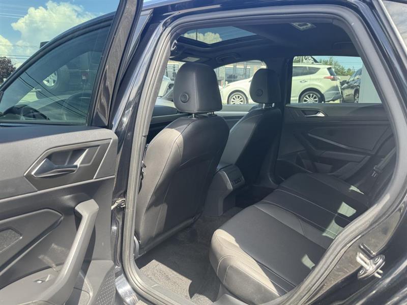 volkswagen Jetta 2021 - 23