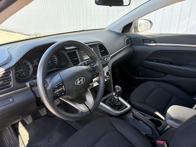 hyundai Elantra 2020 - 11