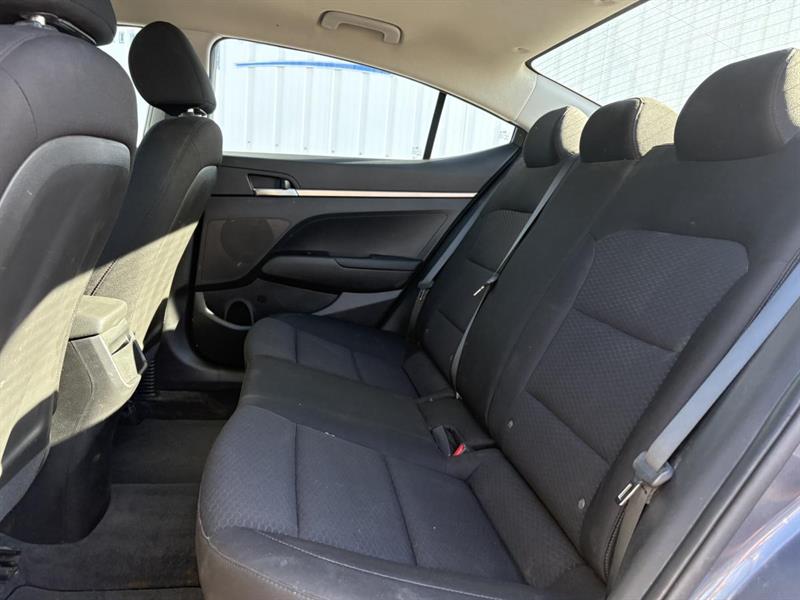 hyundai Elantra 2020 - 18