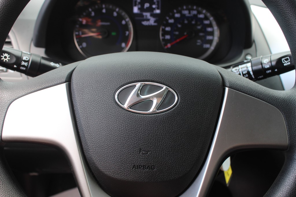 hyundai Accent 2016 - 15