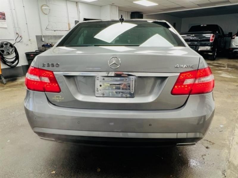 mercedes-benz E Class 2012 - 8