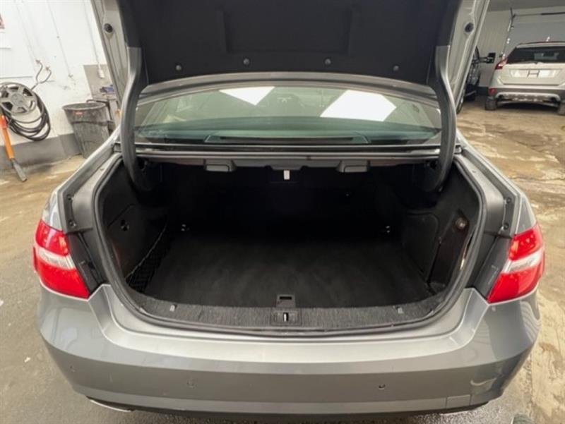 mercedes-benz E Class 2012 - 30