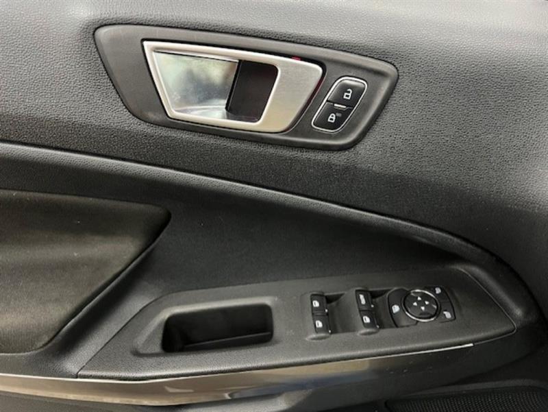 ford EcoSport 2018 - 24