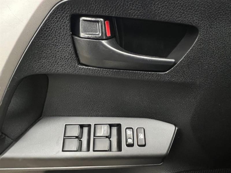 toyota RAV4 2017 - 24