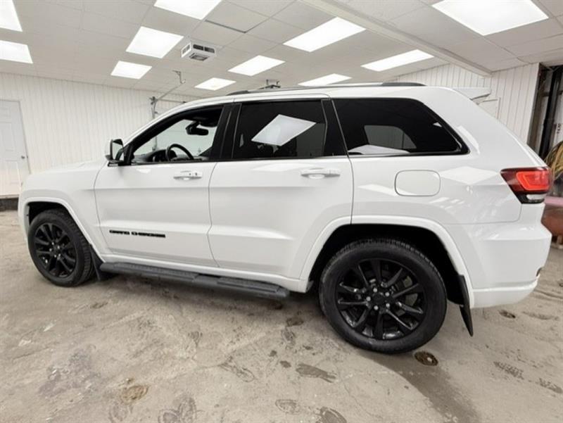 jeep Grand Cherokee 2021 - 10