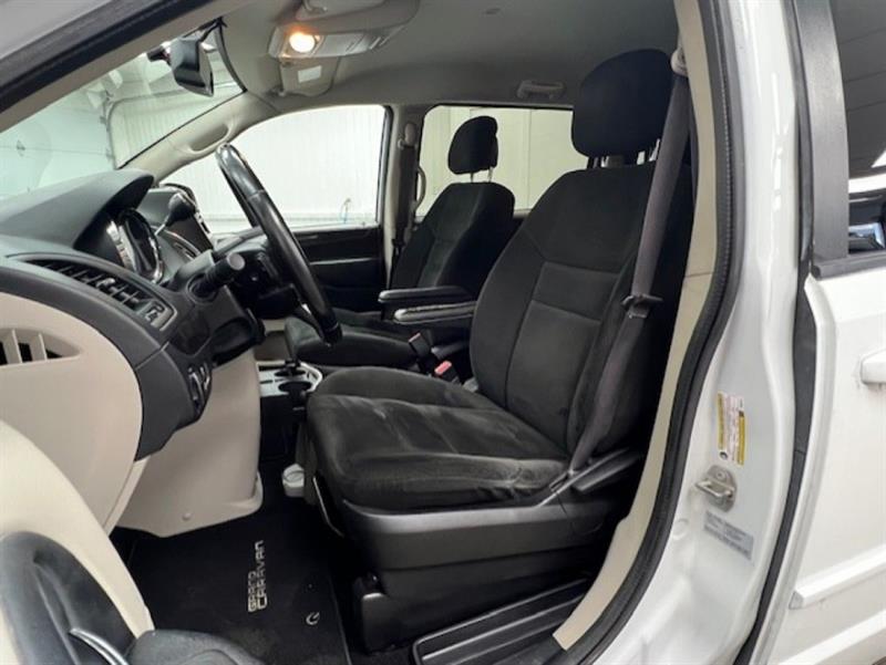 dodge Grand Caravan 2016 - 22
