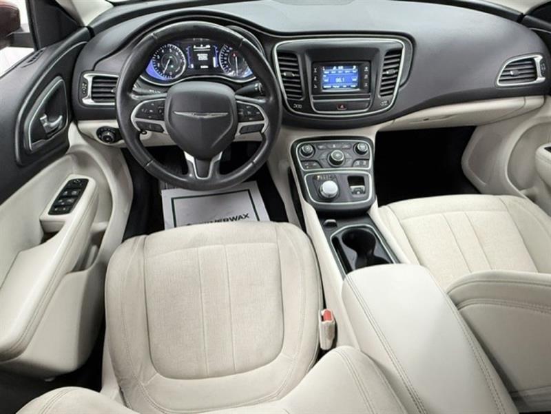 chrysler 200 2015 - 11