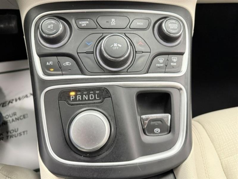 chrysler 200 2015 - 19