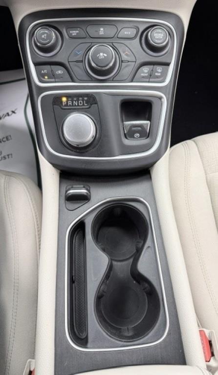 chrysler 200 2015 - 20