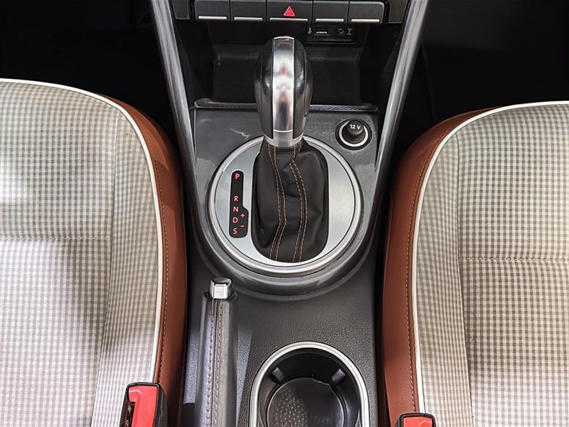 volkswagen Beetle Convertible 2017 - 27
