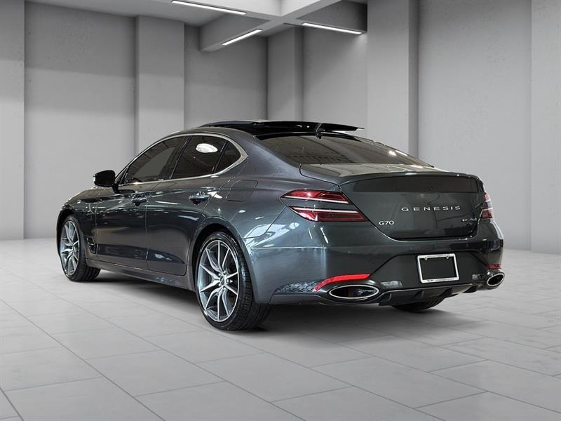 genesis G70 2022 - 11