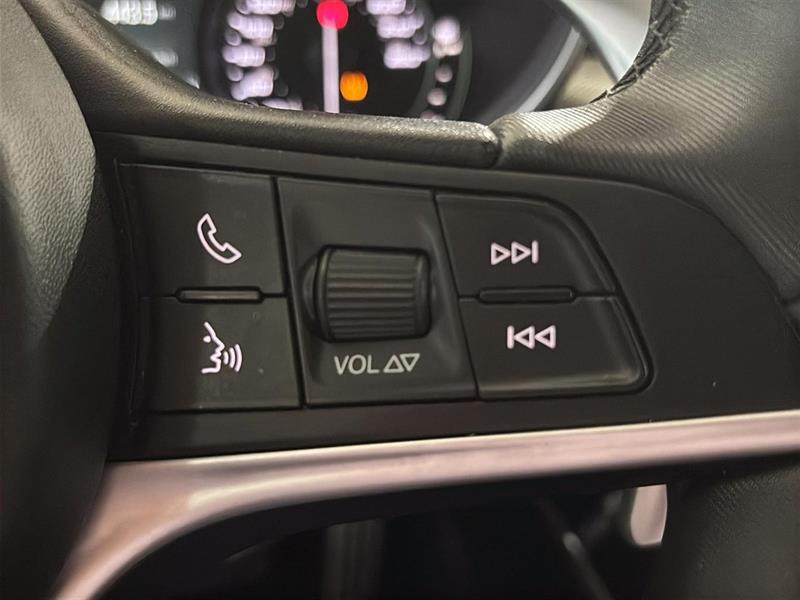 alfa romeo Stelvio 2018 - 29