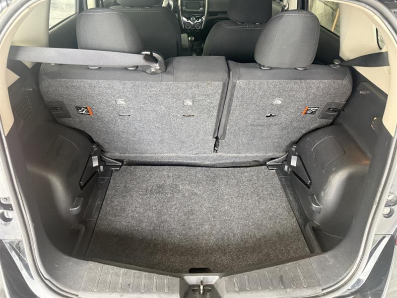 nissan Versa Note 2018 - 17