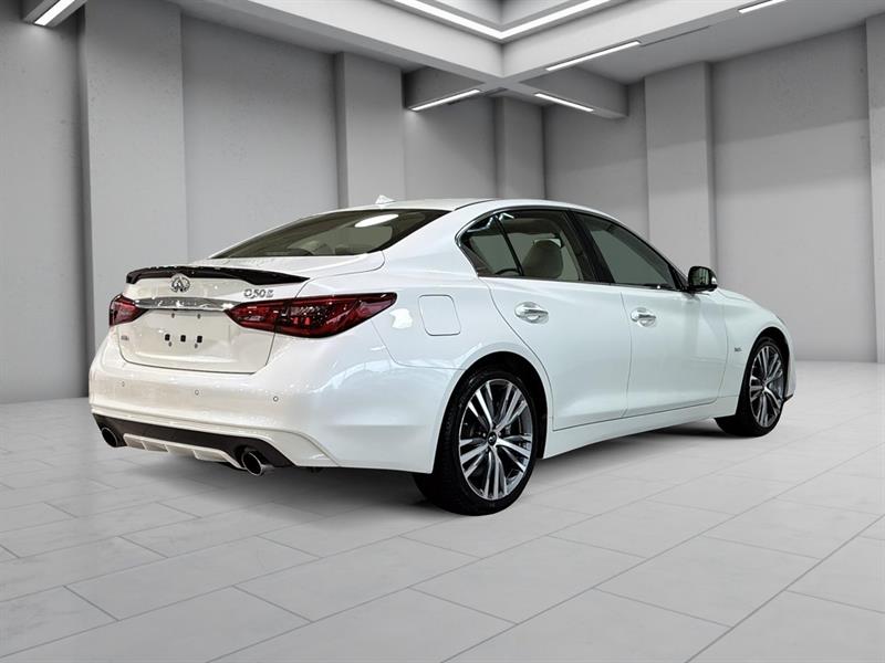 infiniti Q50 2018 - 10