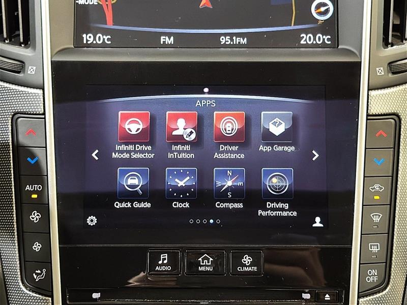 infiniti Q50 2018 - 24