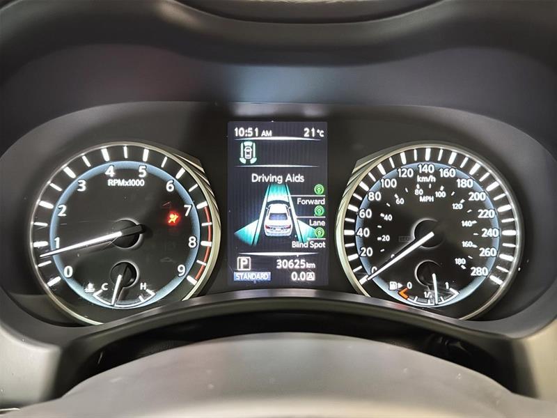 infiniti Q50 2018 - 30