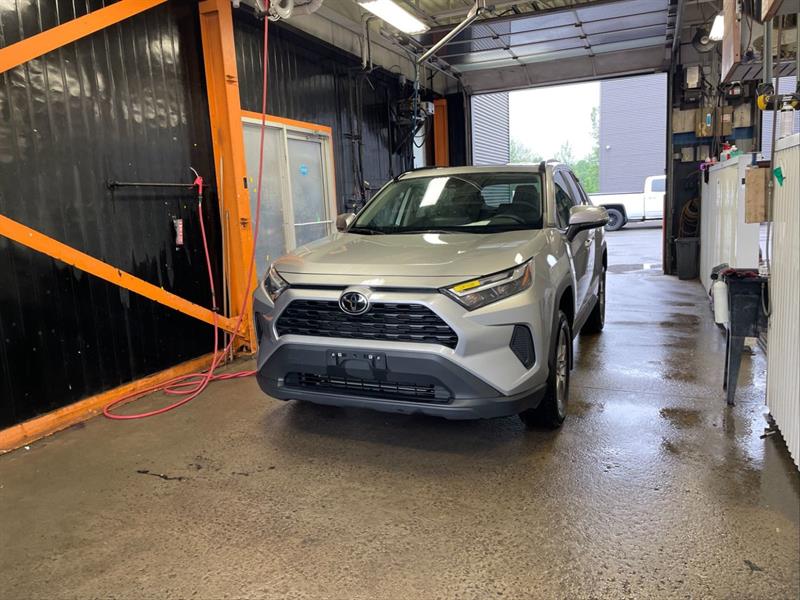 toyota RAV4 2024