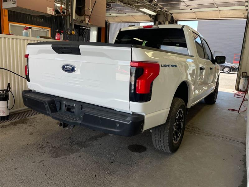ford F-150 Lightning 2023 - 9