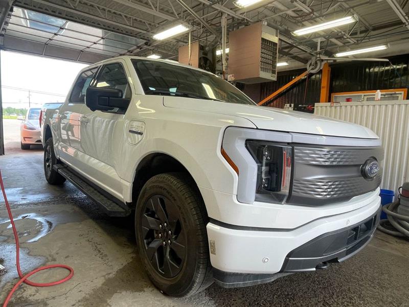 ford F-150 Lightning 2023 - 9