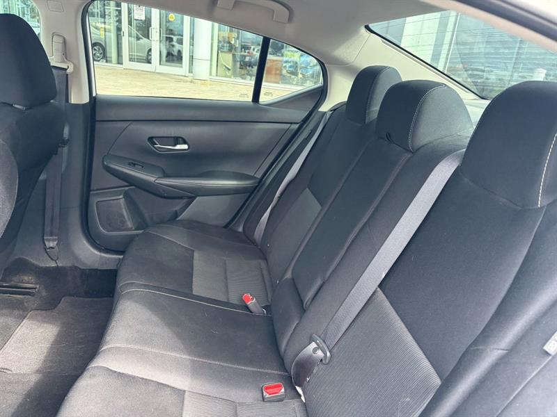 nissan Sentra 2020 - 14