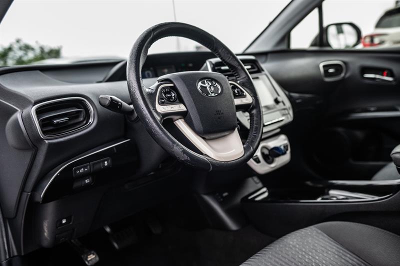toyota Prius 2017 - 13