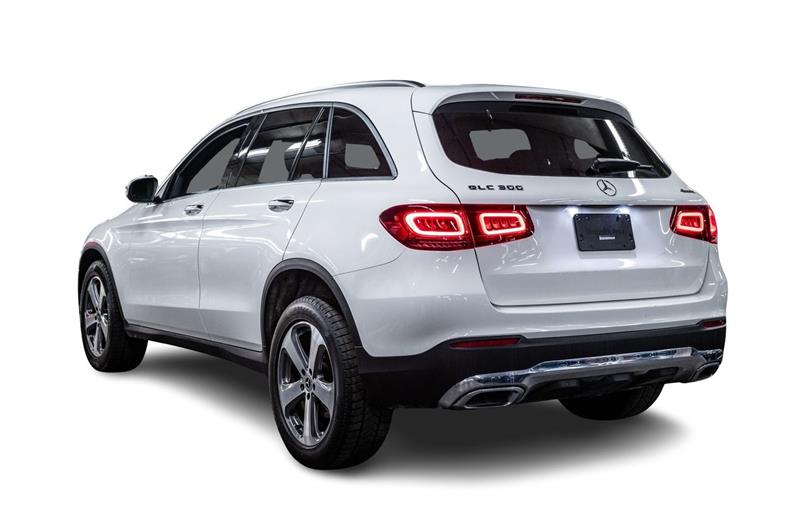 mercedes-benz GLC300 2022 - 10