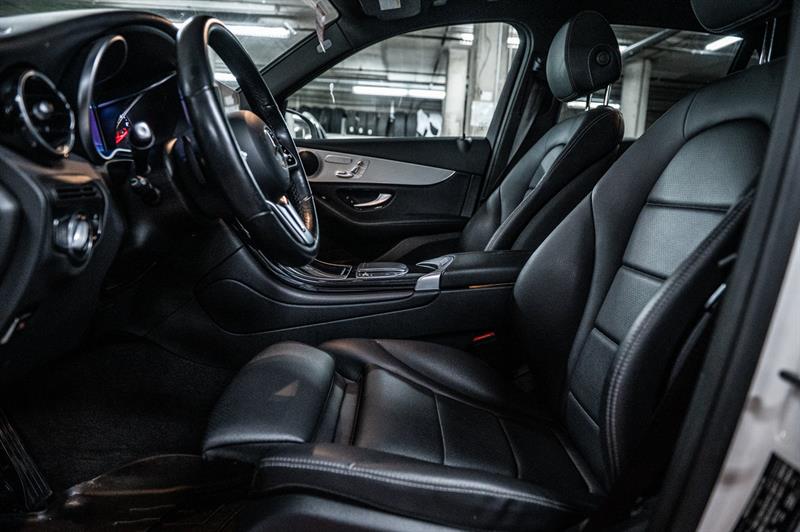 mercedes-benz GLC300 2022 - 22