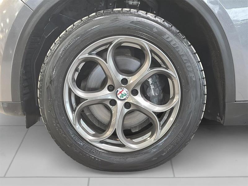 alfa romeo Stelvio 2018 - 5