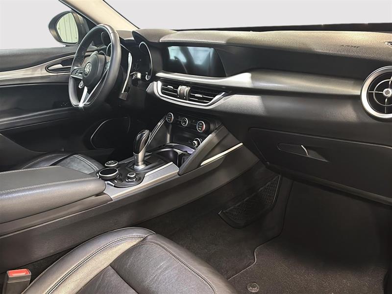 alfa romeo Stelvio 2018 - 19