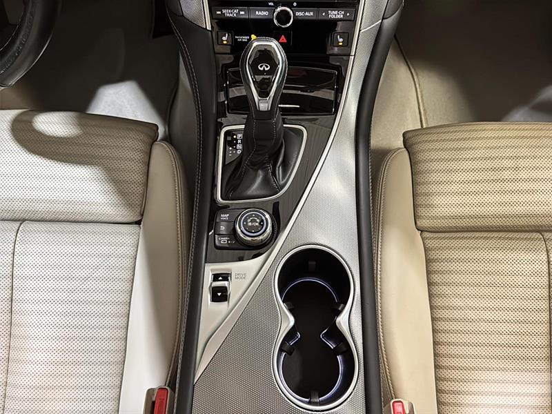 infiniti Q50 2018 - 21