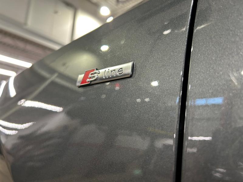 audi Q3 2018 - 16