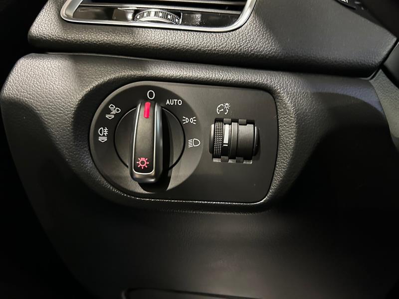 audi Q3 2018 - 27