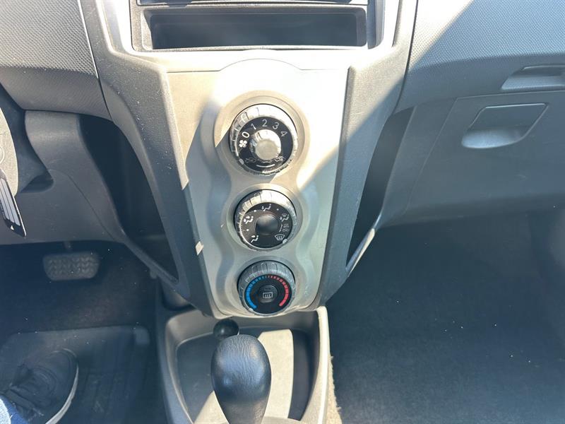 toyota Yaris 2007 - 8