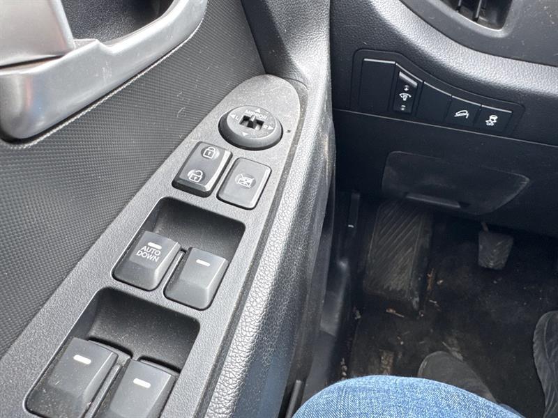 kia Sportage 2012 - 9