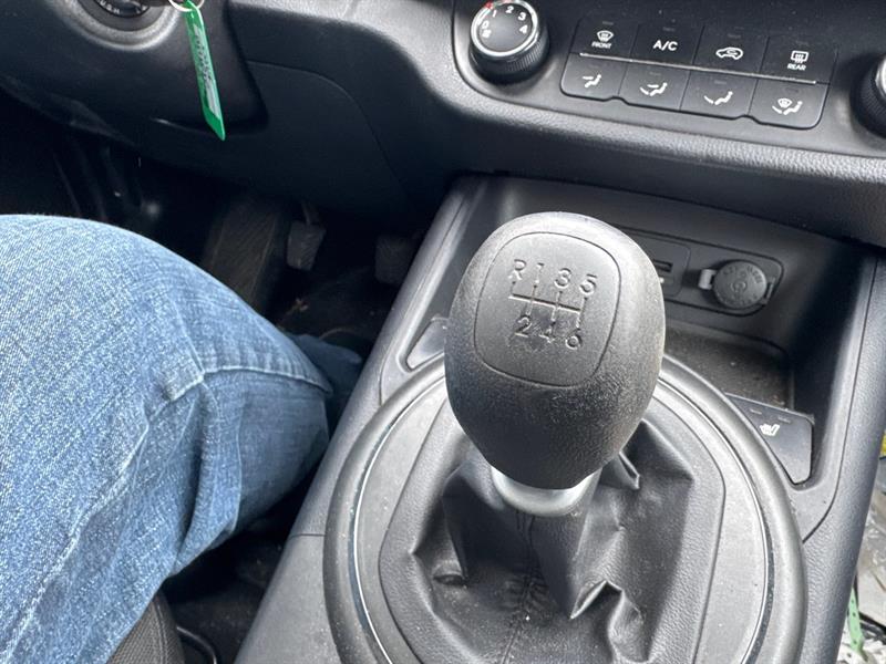 kia Sportage 2012 - 17