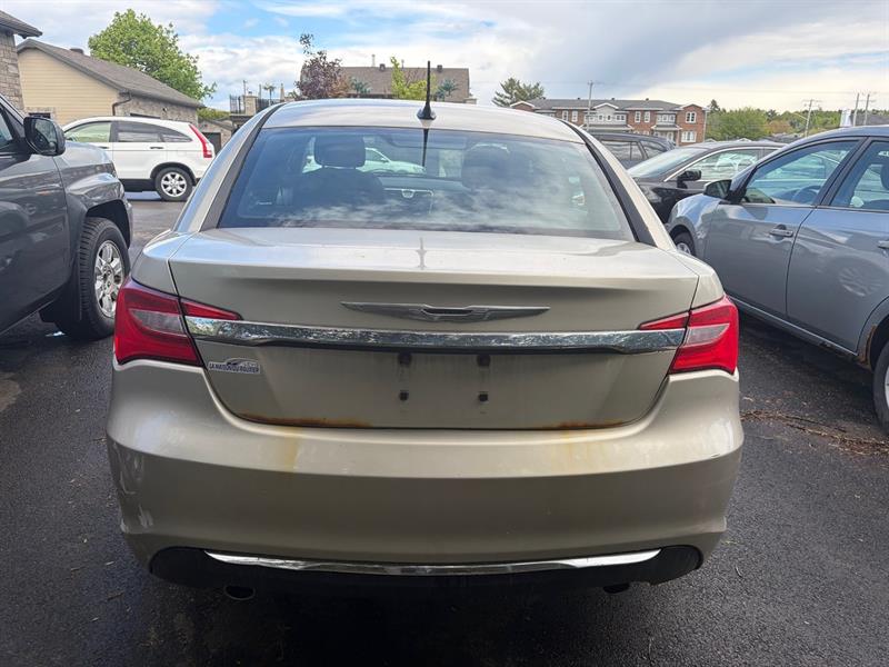 chrysler 200 2013 - 5