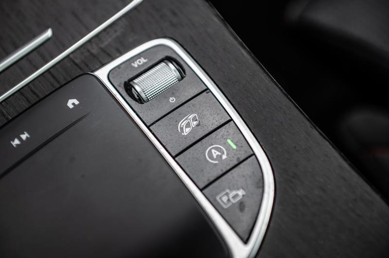 mercedes-benz GLC43 AMG 2022 - 37