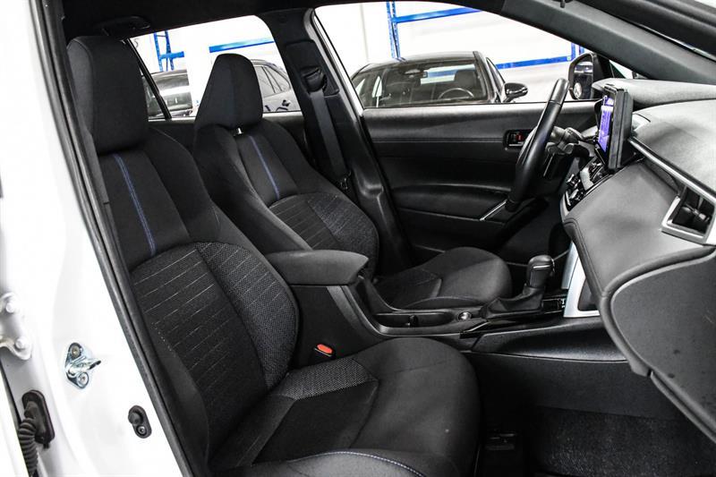 2023 Toyota Corolla - Image 15