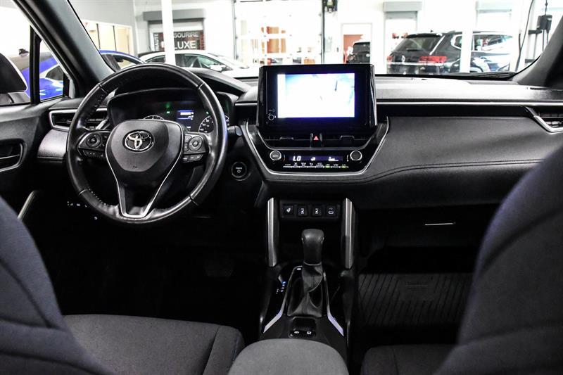 2023 Toyota Corolla - Image 19
