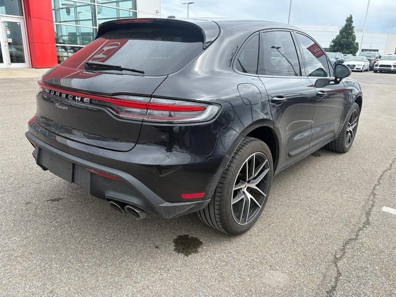 2025 Porsche Macan - Image 4