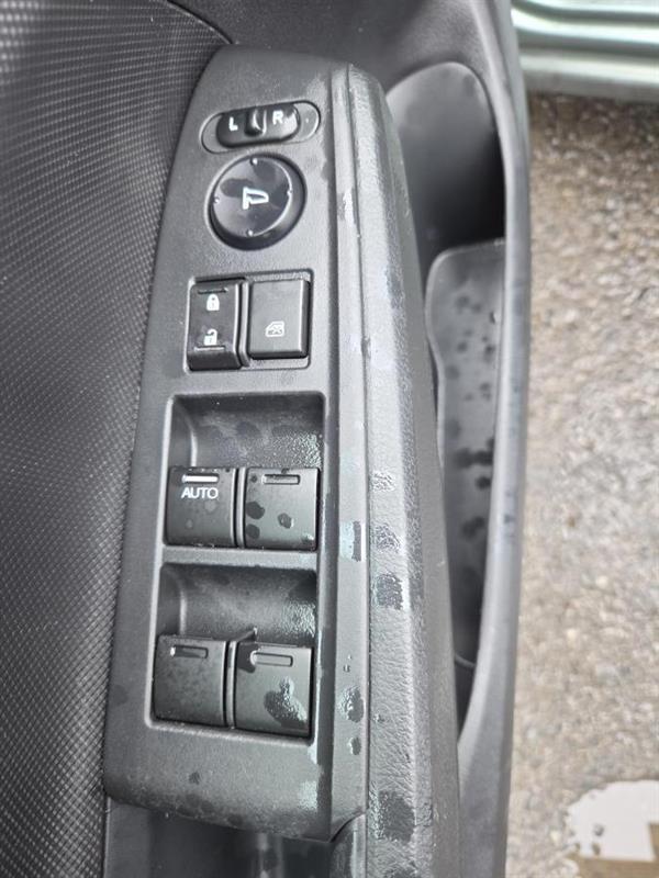 2009 Honda Accord - Image 16