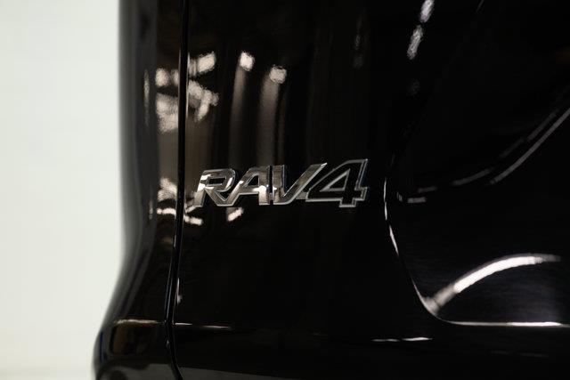 toyota RAV4 2025 - 8