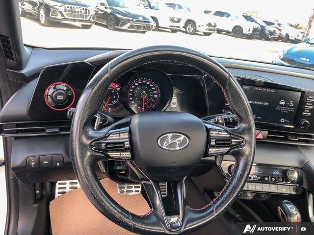hyundai Elantra 2022 - 13