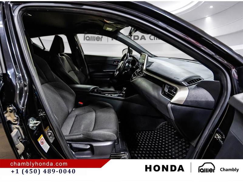 toyota C-HR 2019 - 17