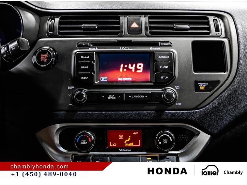 kia Rio 2014 - 24