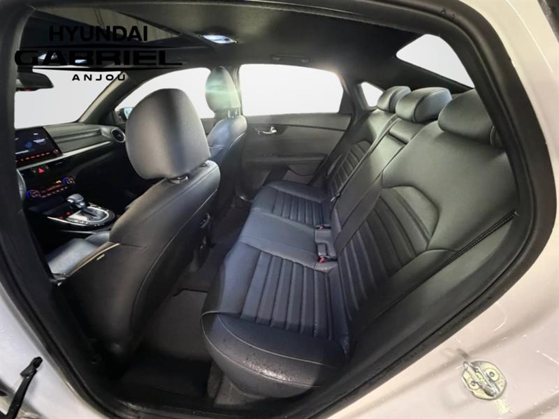 kia Forte 2024 - 10