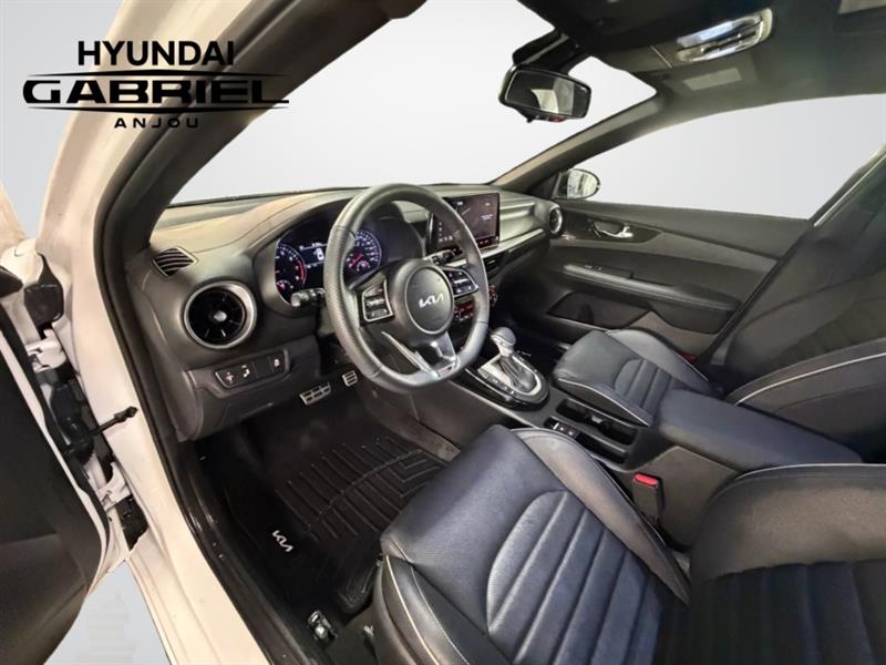kia Forte 2024 - 12