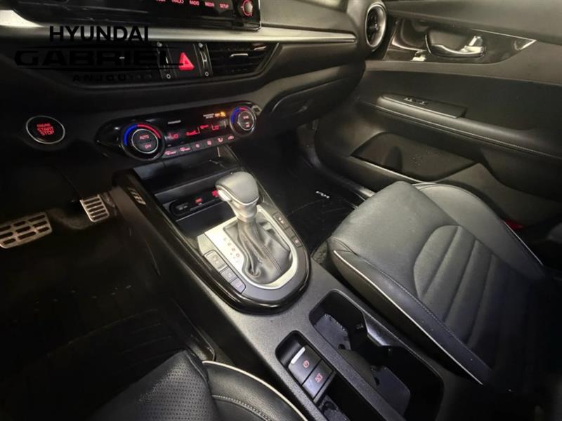 kia Forte 2024 - 16