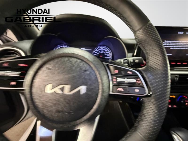 kia Forte 2024 - 19